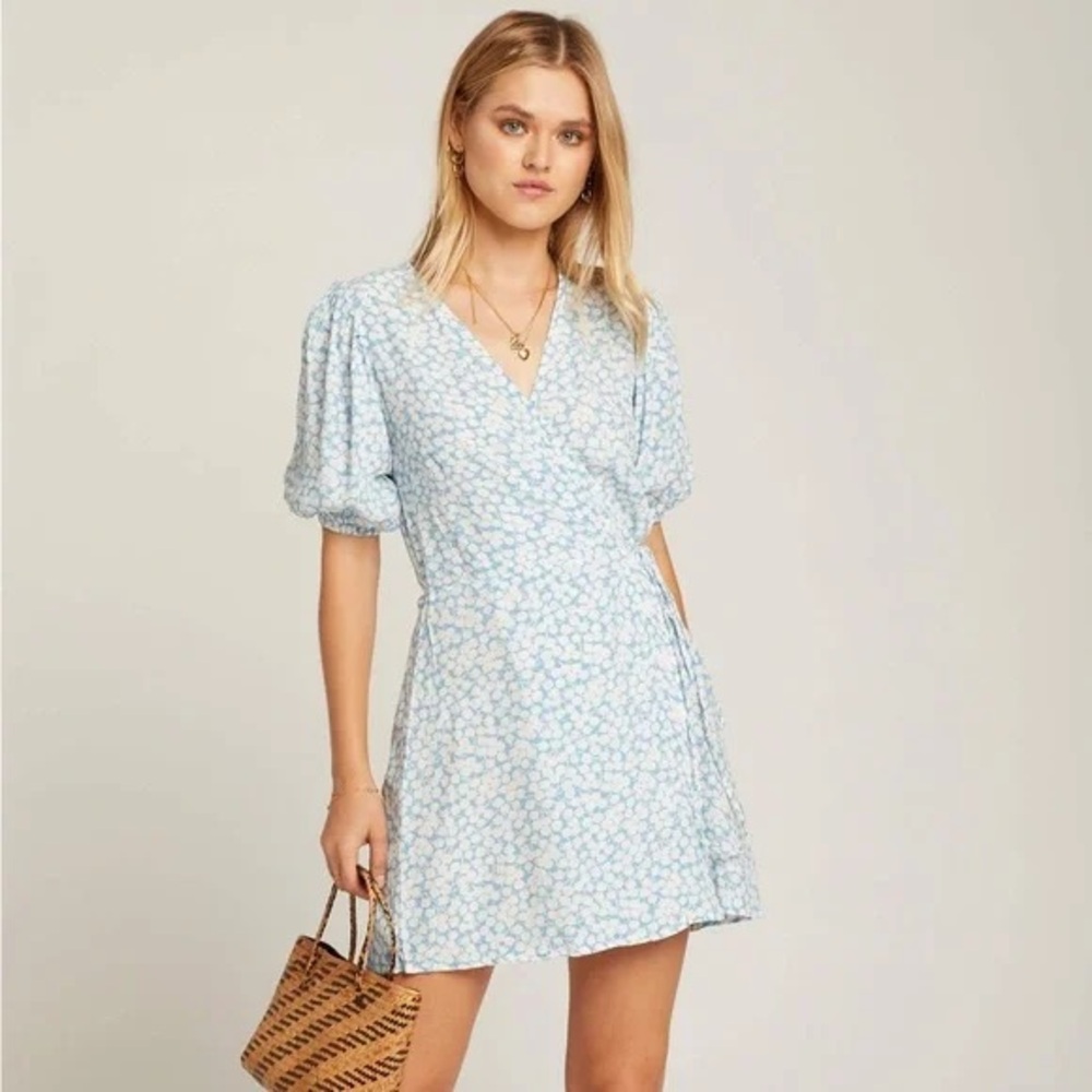 Faithfull the Brand Blanco Floral Wrap Minidress Sz M